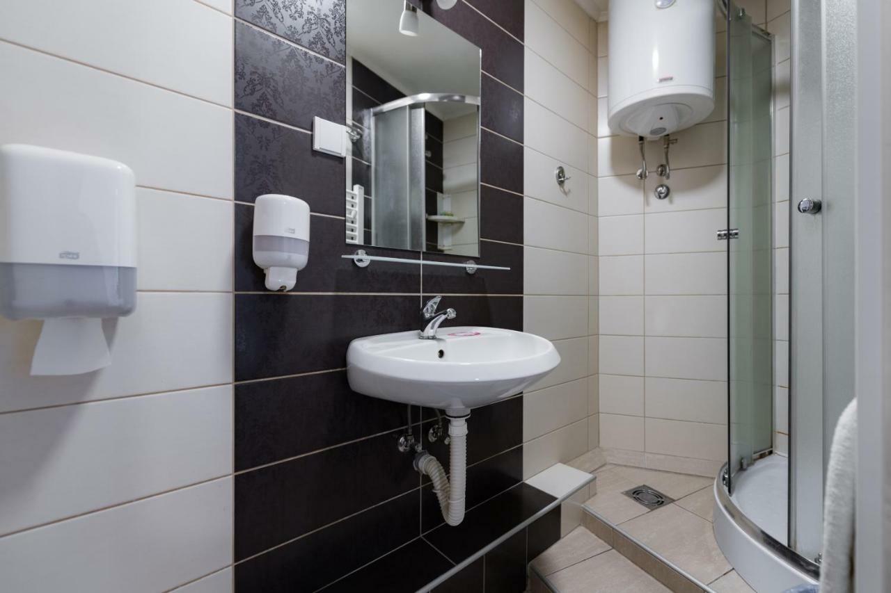 Rooms Gat Subotica Exterior photo